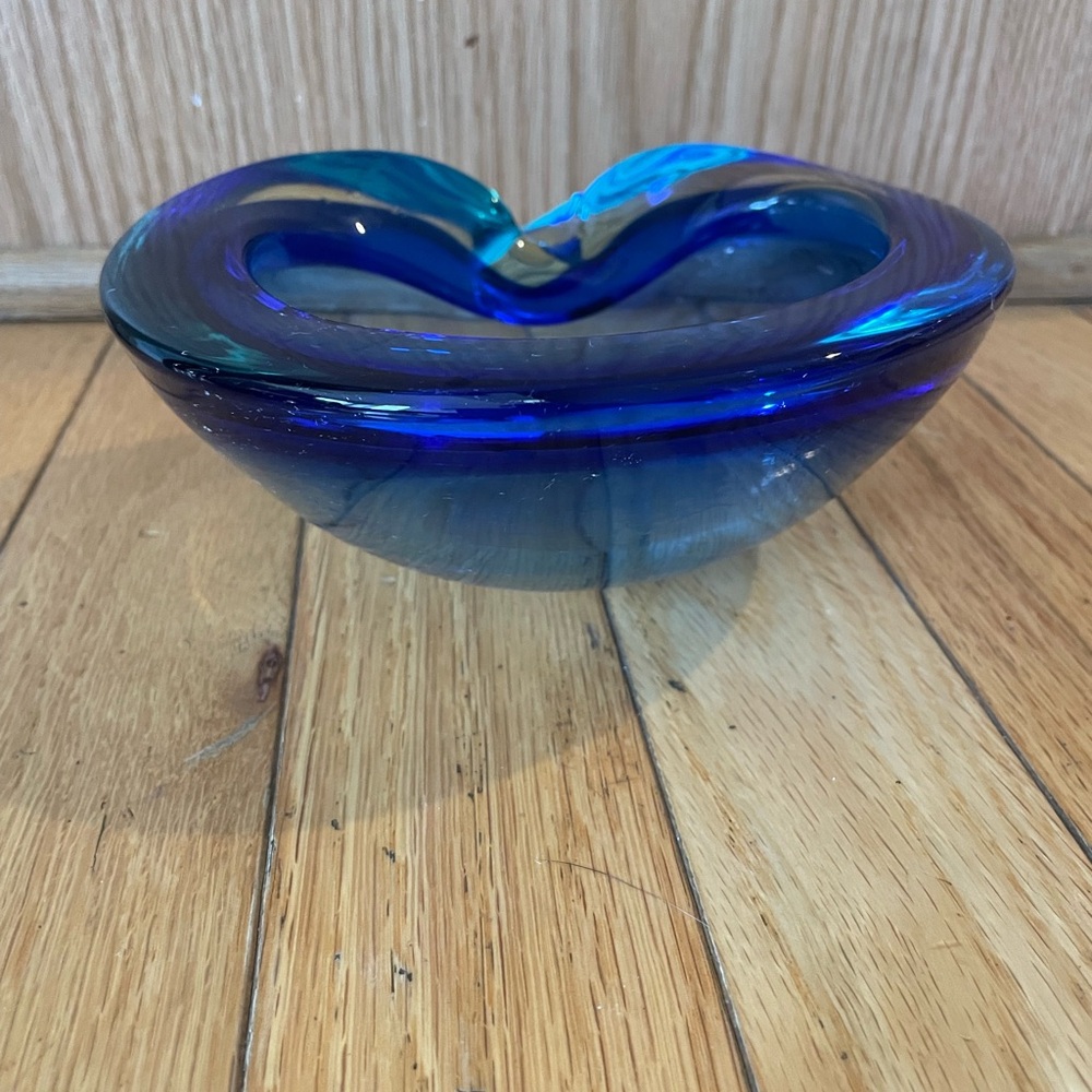 Vintage ashtray blue glass